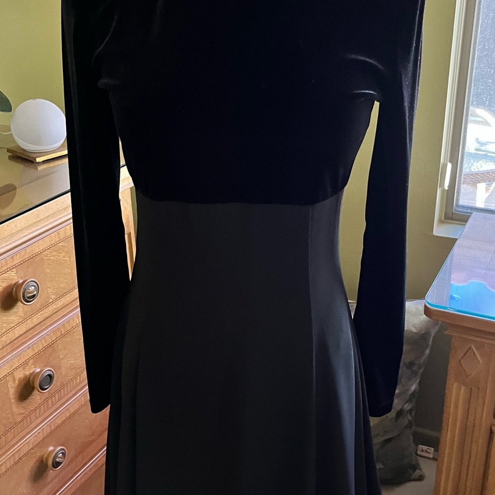 Scott McClintock Black Long Sleeve Sheath Cocktail Dress